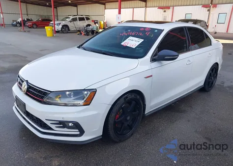 2017 Volkswagen Jetta Gli z USA, uszkodzony, nr VIN 3VW4T7AJ2HM388122